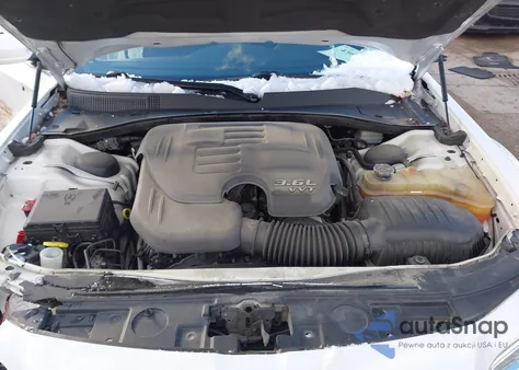 2013 Chrysler 300 Motown из США, поврежденный, VIN 2C3CCAAG7DH515086